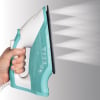 Plancha de Vapor Russell Hobbs 26470-56, 2400 W, Sistema Antigoteo, 110gr/m, Suela Antiadherente - Turquesa