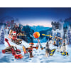 PLAYMOBIL Calendario de Adviento: Novelmore batalla en la nieve, Juego de figuras +4 años - 71346