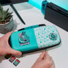 Estuche Numskull Fortnite Llama 2024 compatible con Nintendo Switch