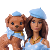 Barbie Twinning Morena con Perro, Muñeca con Vestido y Accesorios +3 años
