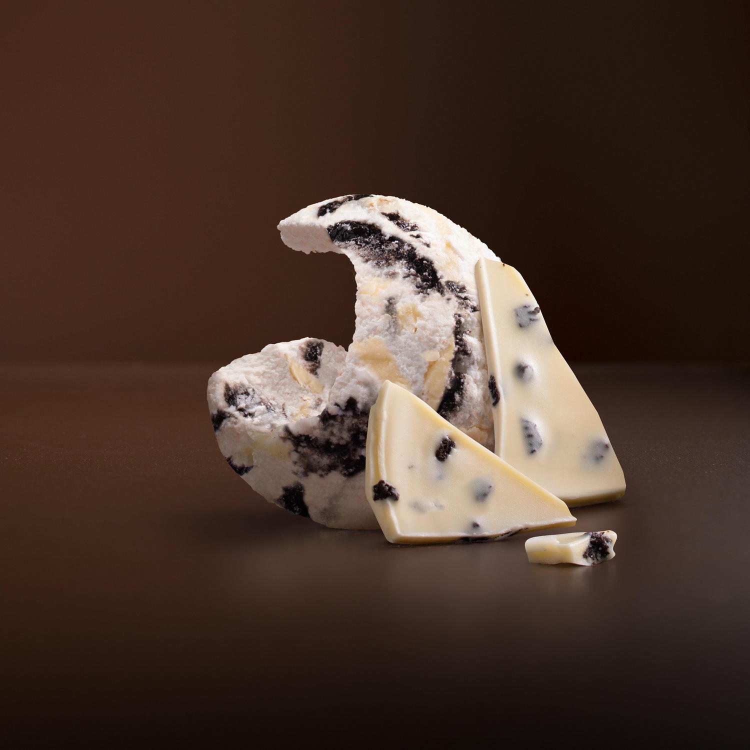 Helado Chocolate Blanco & Cookies Double Magnum 440 ml.