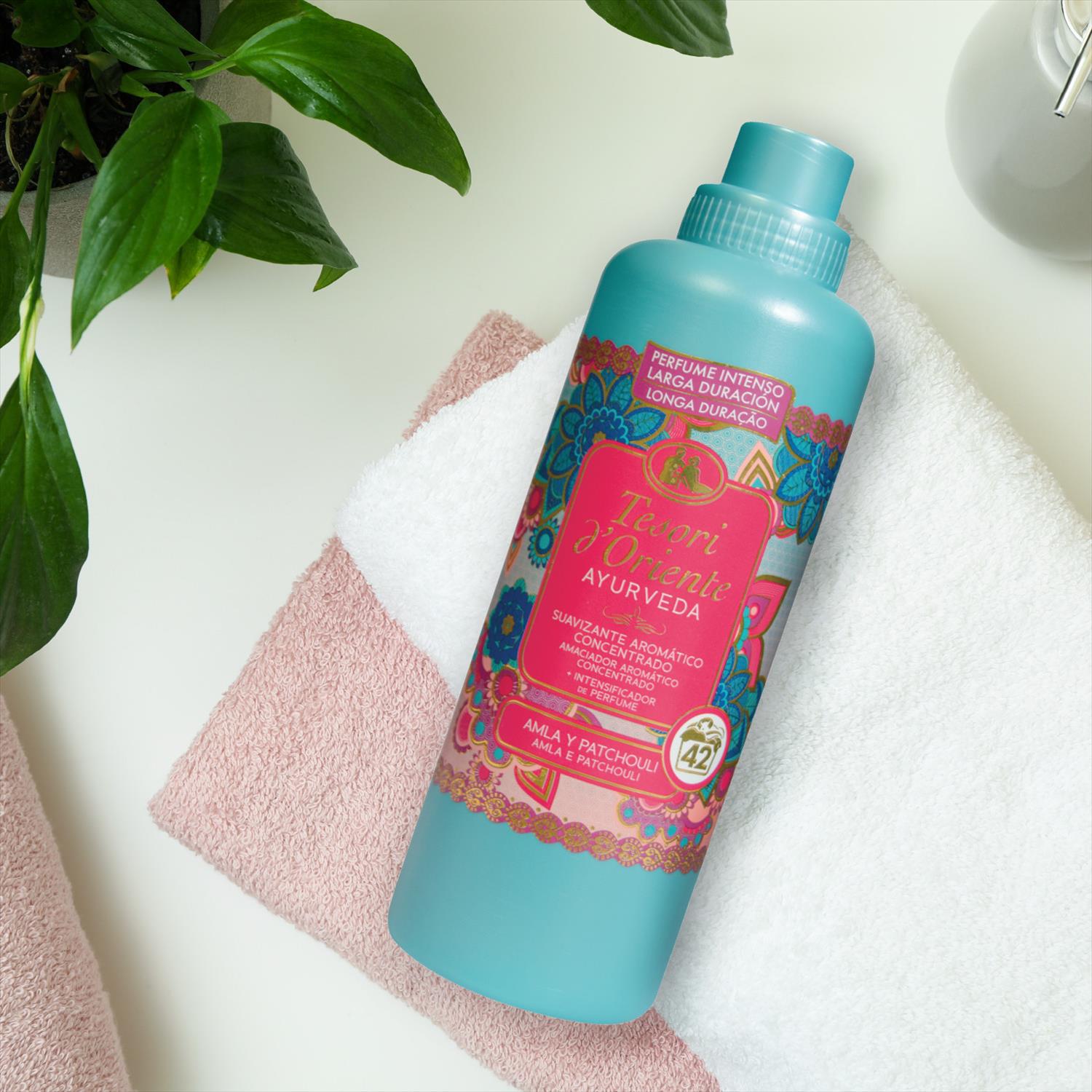 Suavizante aromático concentrado Ayurveda Tesori d'Oriente 42 lavados.
