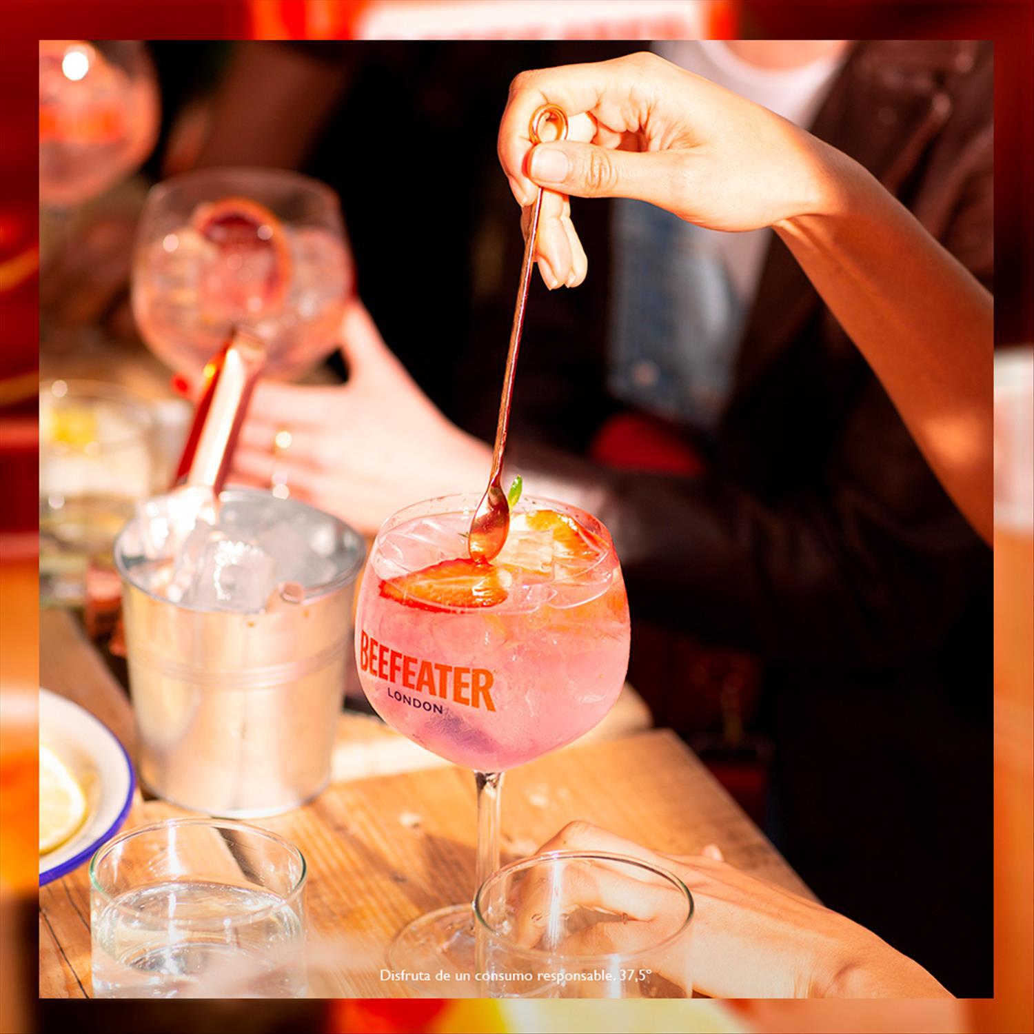 Ginebra Beefeater pink strawberry 70 cl.
