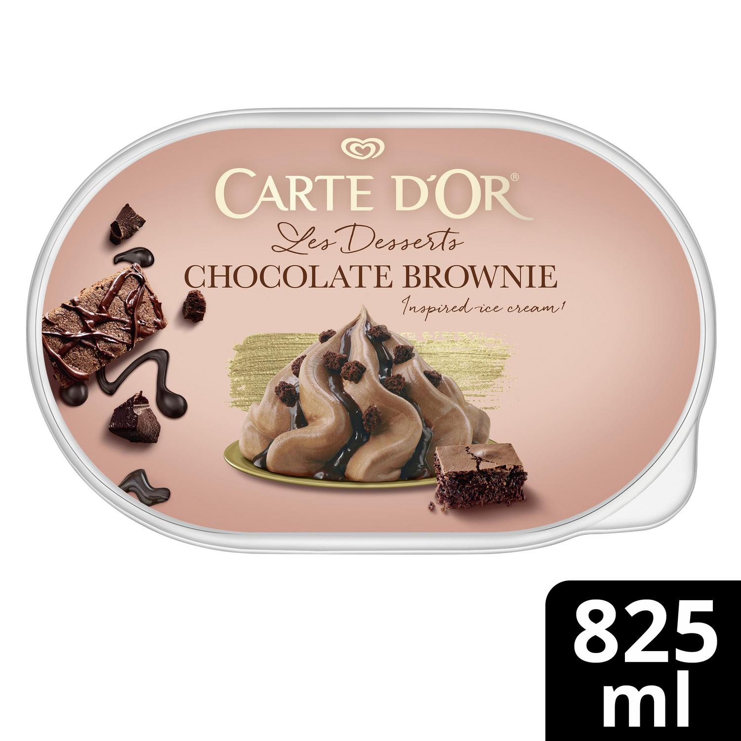 Helado de chocolate con leche con salsa de chocolate y trocitos de brownie Carte d'Or 825 ml.