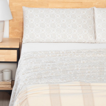 Juego de Sábanas de Franela 4 Piezas Cama 150 cm TEX HOME Inaya Geometrico Blanco