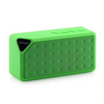 Altavoz Speaker Bluetooth Inalambrico Universal Mod On450 Con Bateria Y Radio Fm | Verde