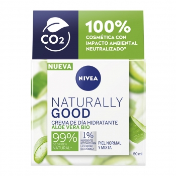 Crema facial cuidado de día hidratante con aloe vera para piel normal y mixta Naturally Good Nivea 50 ml.