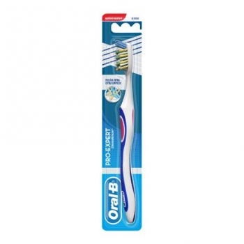 Cepillo dental Pro-Expert extra limpieza medio Oral-B 1 ud.