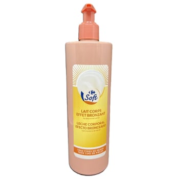 Crema corporal efecto bronceado Carrefour Soft 400 ml.
