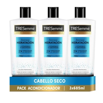 Acondicionador intensa hidratación para cabello seco o dañado TRESemme pack 3 unidades 685 ml. 3 x 685 ml