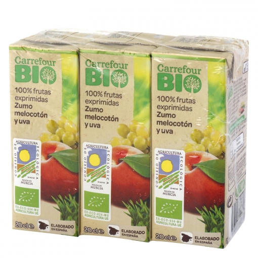 Zumo de melocotón y uva ecológico Carrefour Bio exprimido pack de 3 briks de 20 cl.